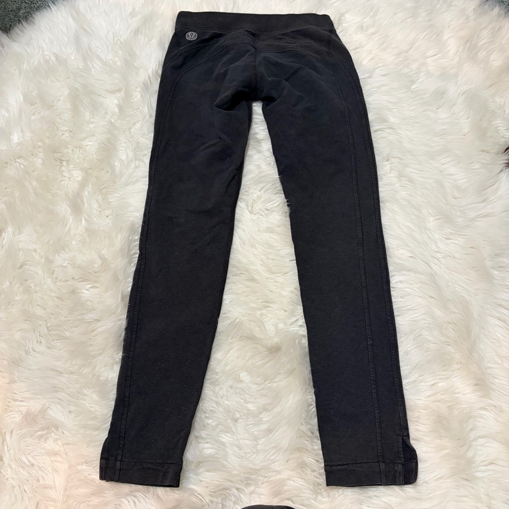 Lululemon retro low waist grey leggings size‎ 6